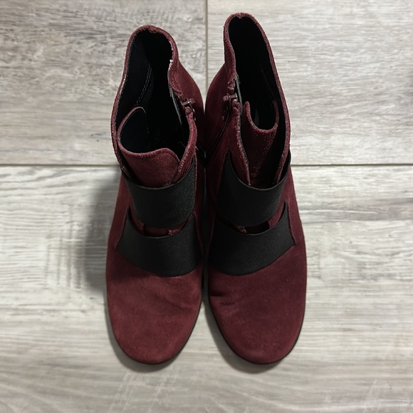 Aerosoles Heelrest Get Fit Suede Wedge Booties Size 5 - Picture 12 of 14